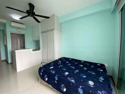 1 Canberra (D27), Condominium #451814851